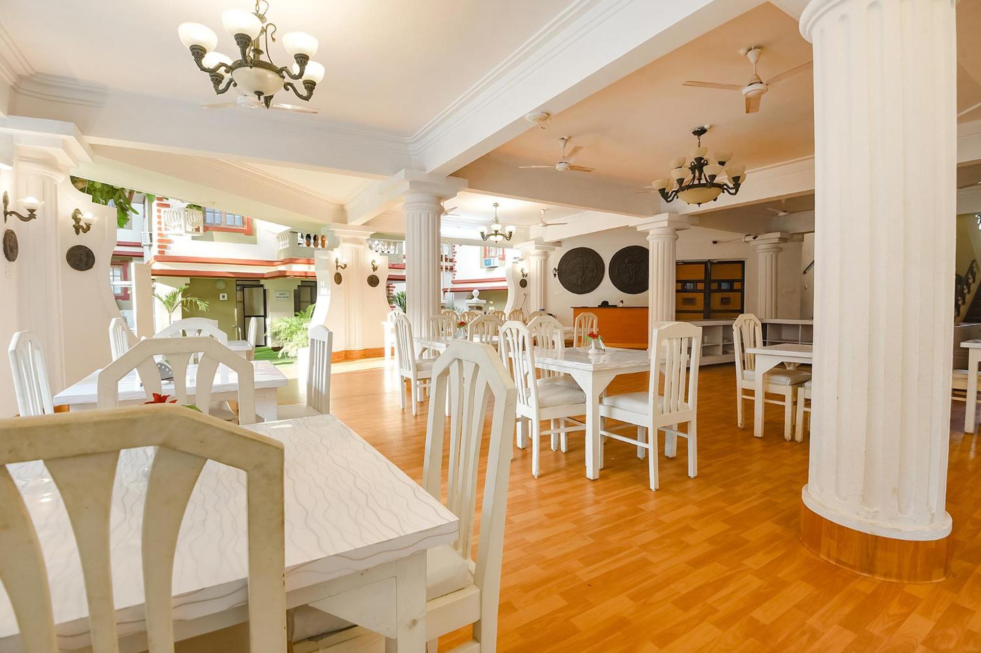 Cherrystay Holiday Resort -Candolim Beach Екстериор снимка